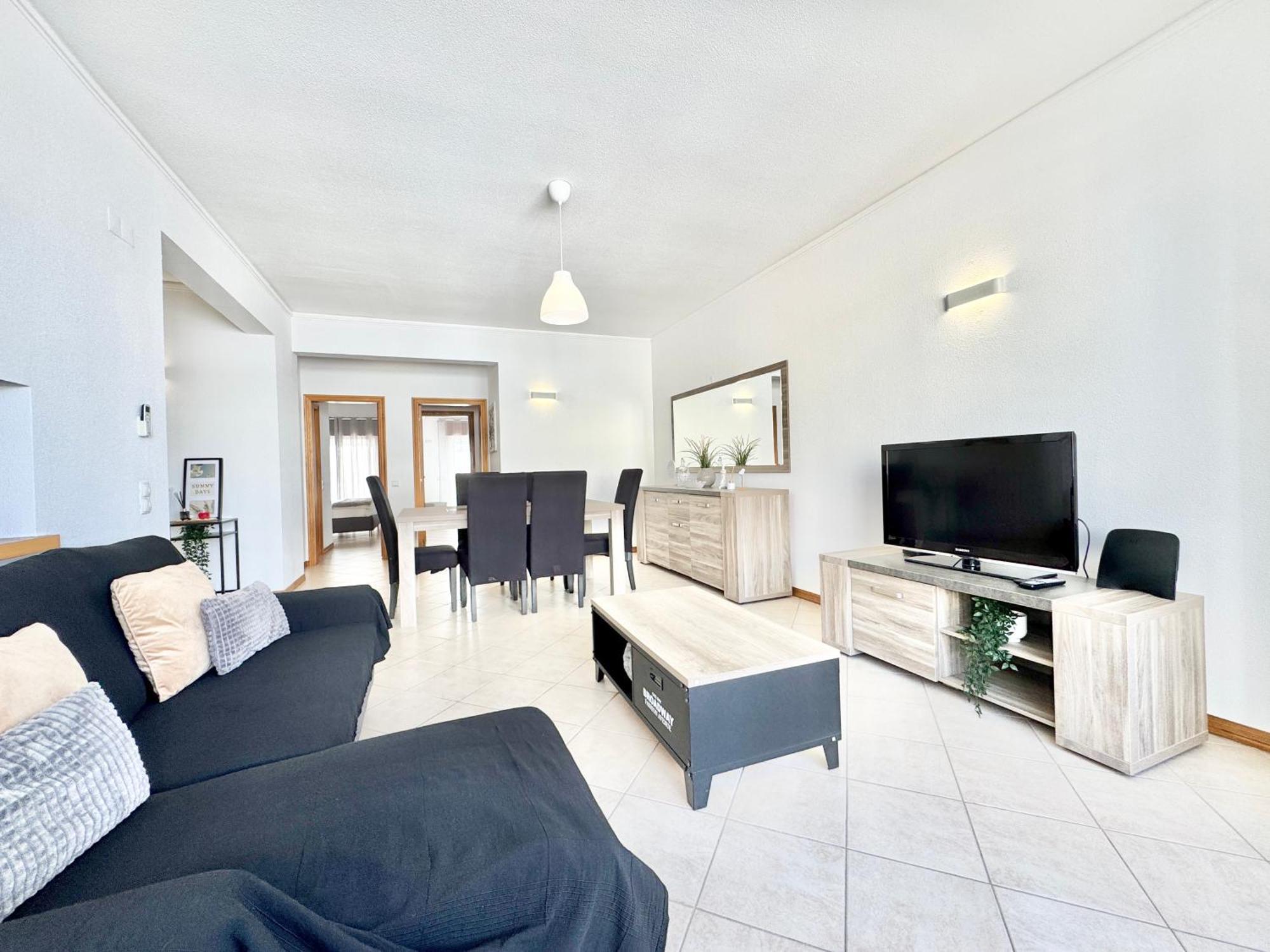 Sea-Front 1' Min! - Apartment With Ac & Wifi Quarteira Eksteriør billede